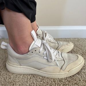 Vans- Women’s Shoe